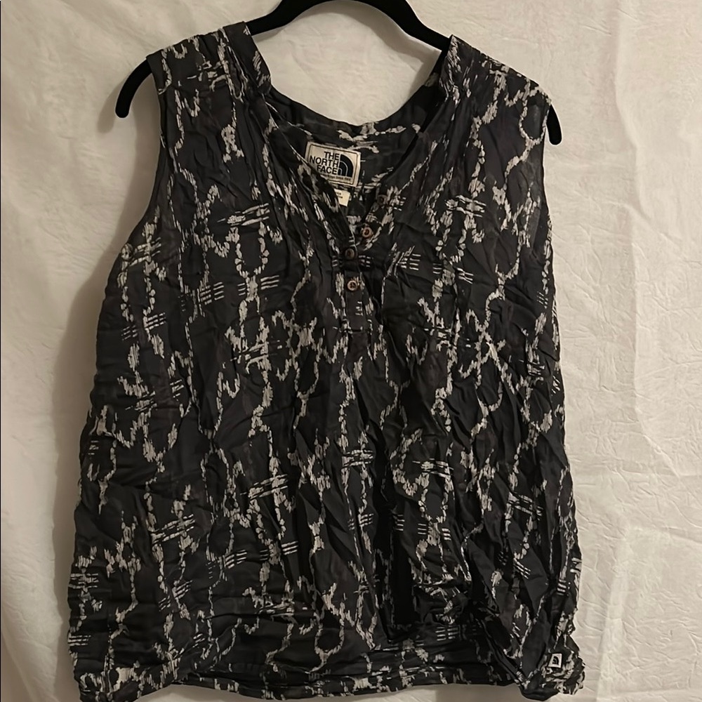 The North Face Women's Black and Cream Top
